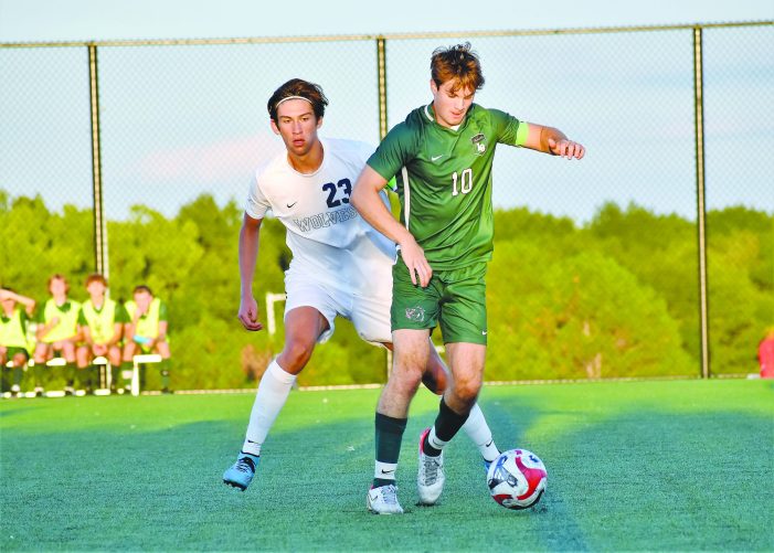 Oxford defeats Lake Orion 1-0 in stellar soccer game