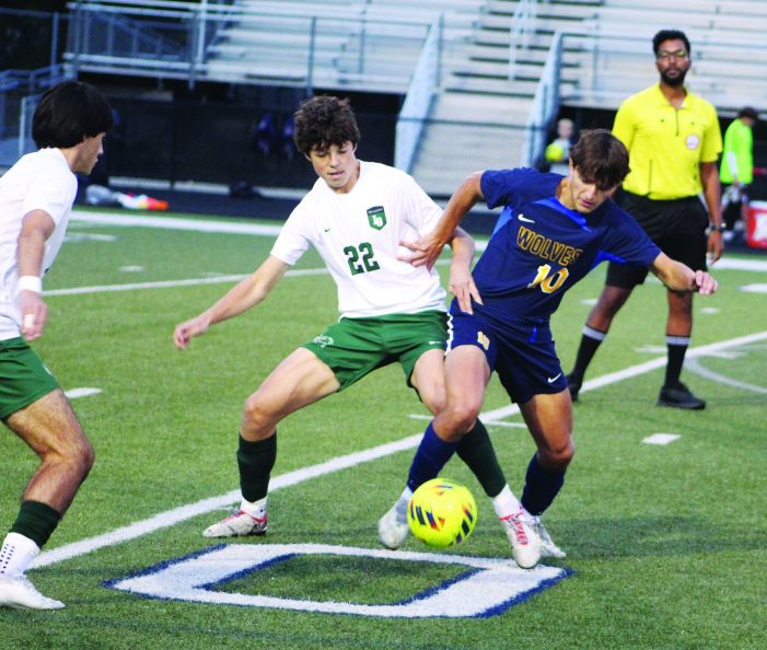 Lake Orion boys varsity soccer defeats Clarkston, 3-2