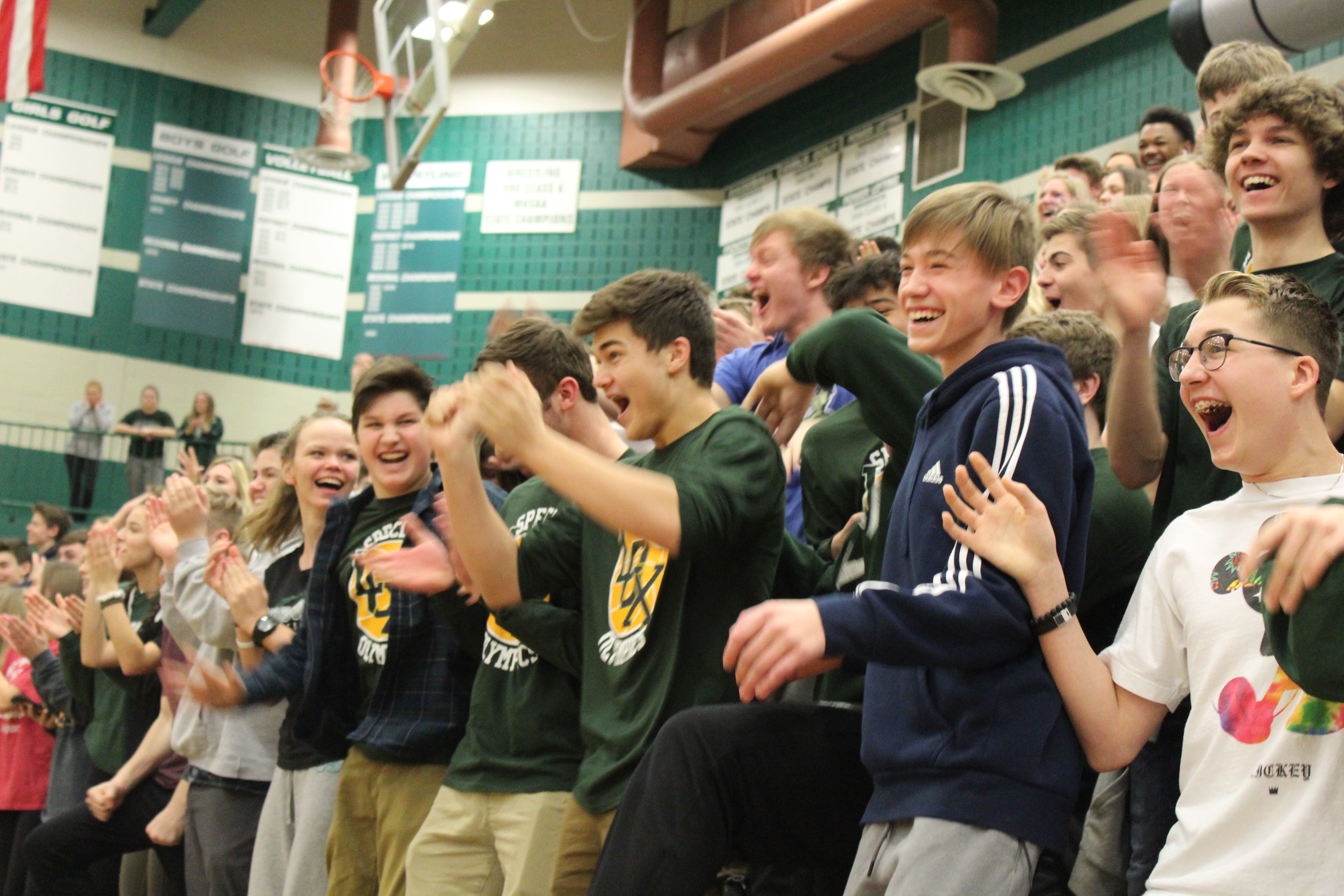 students cheering