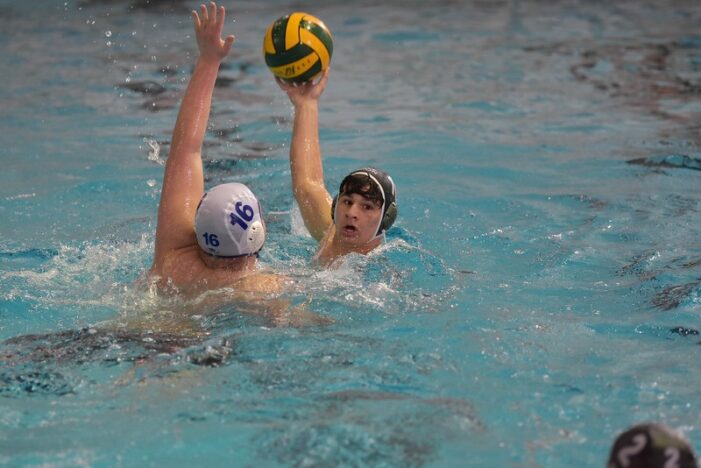 Boys win a close game, girls get a tough loss in Dragon water polo ...