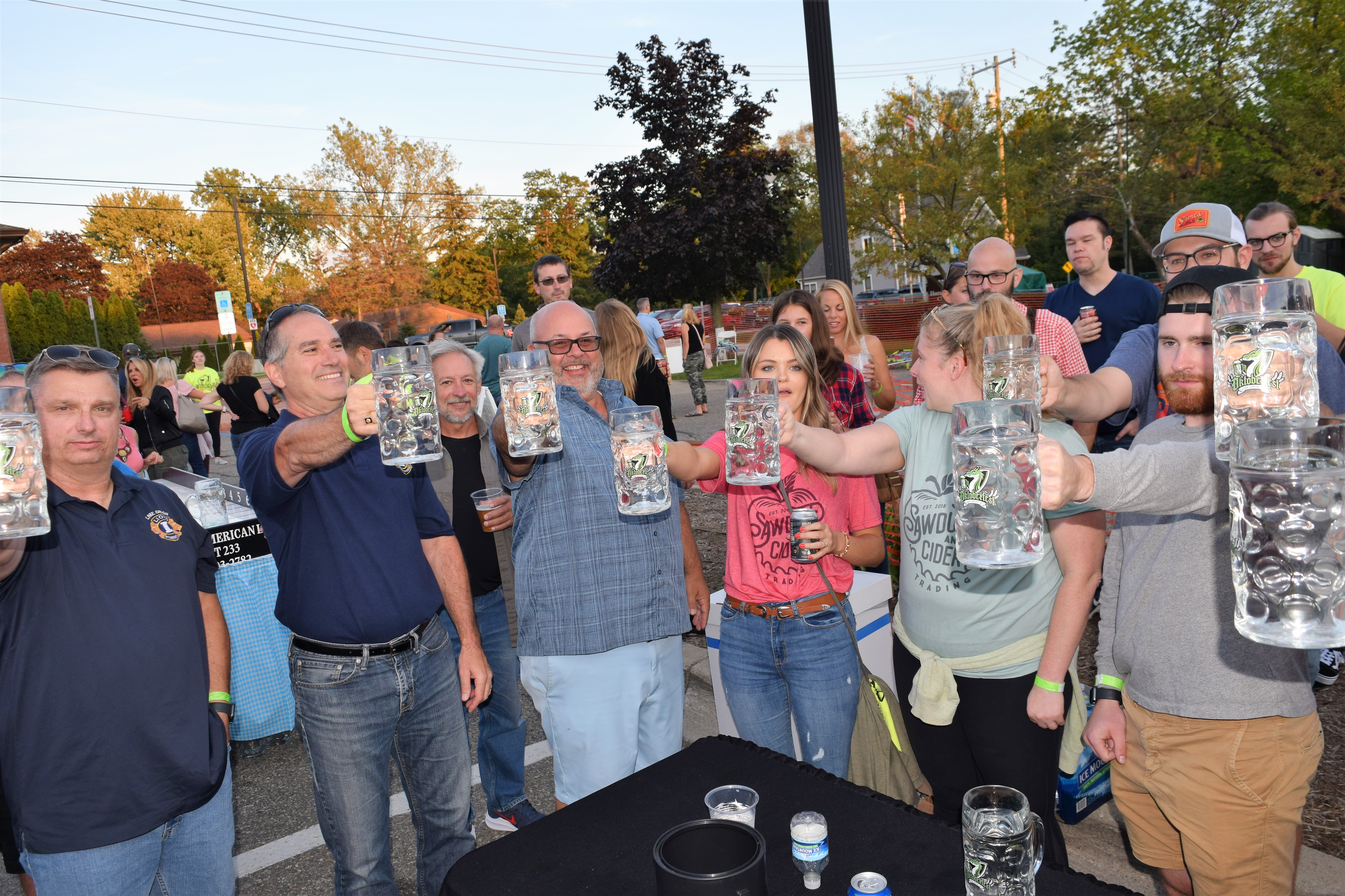 beer holding contest (2)