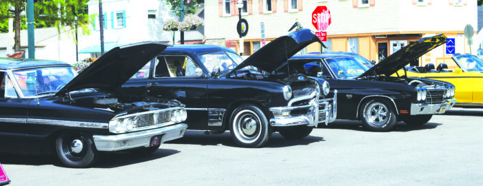 Summer classic car shows hosted by Golling Buick GMC to benefit local charities