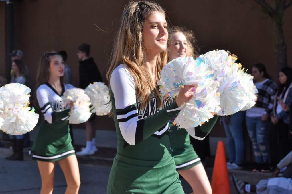 Lake Orion parade kicks off a week of activities Lake