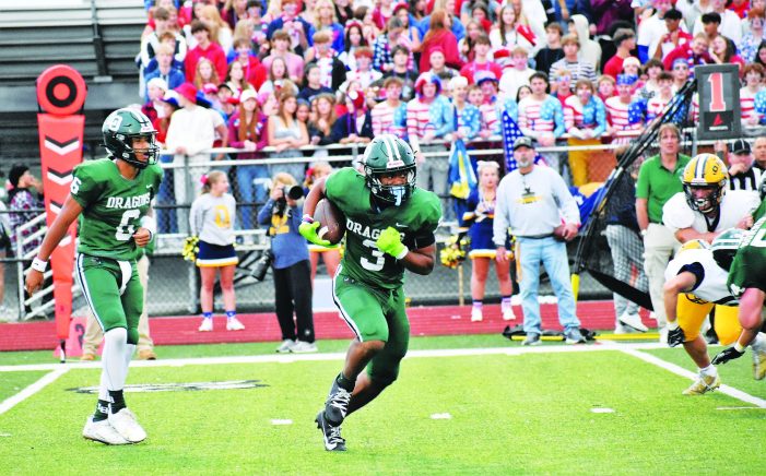 Dragons post big win over Farmington in Homecoming game