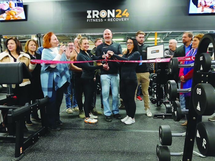 Orion Area Chamber of Commerce holds ribbon cutting to welcoming Iron 24 Fitness + Recovery