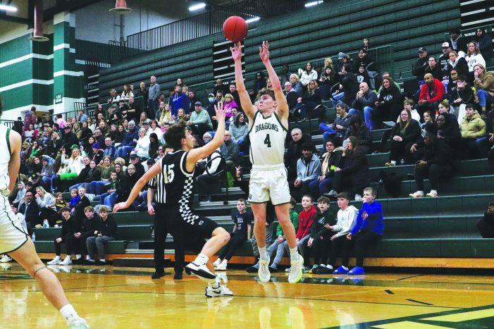 LOHS boys varsity basketball team extends winning streak to 9 games